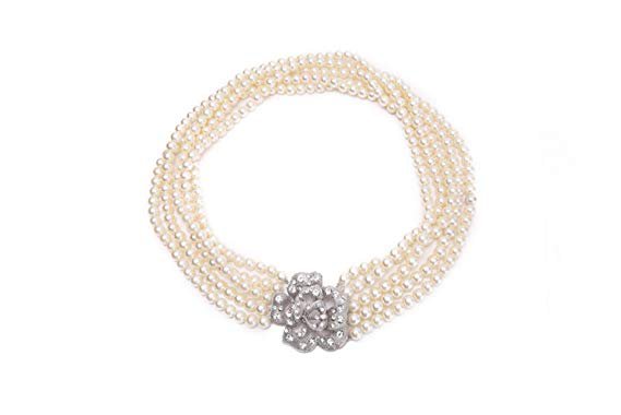 pearl necklace holly golightly - Google Search