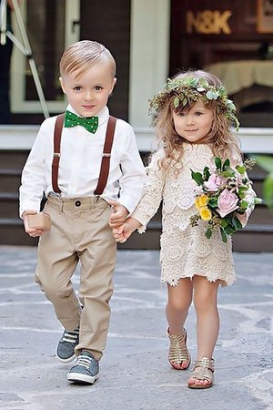 9595f9d3d7c205481890b4ed2945ff32--kids-wedding-outfits-boys-kids-in-wedding.jpg (666×1000)
