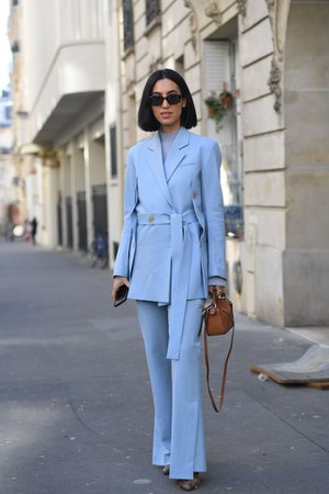 The Best Paris Fashion Week Street Style Is A Lesson In Transitional Weather Outfits