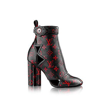 louis vuitton ankle boot with red detailing