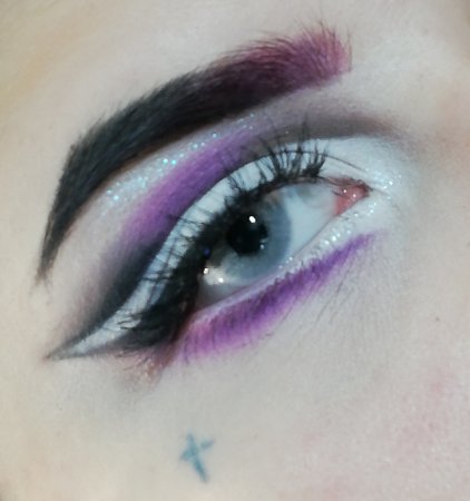 Asexual Flag Eye Makeup
