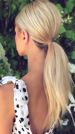 blonde ponytail