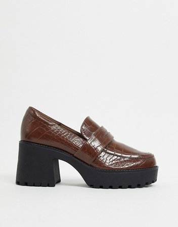 Monki Devon faux leather heeled chunky loafer in brown croc | ASOS