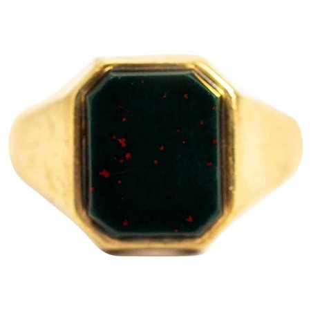 Vintage 9 Carat Gold Bloodstone Signet Ring at 1stDibs