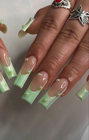 Pastel Green Nails