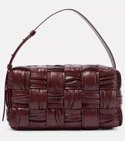 Plisse Brick Cassette Leather Shoulder Bag in Red - Bottega Veneta | Mytheresa