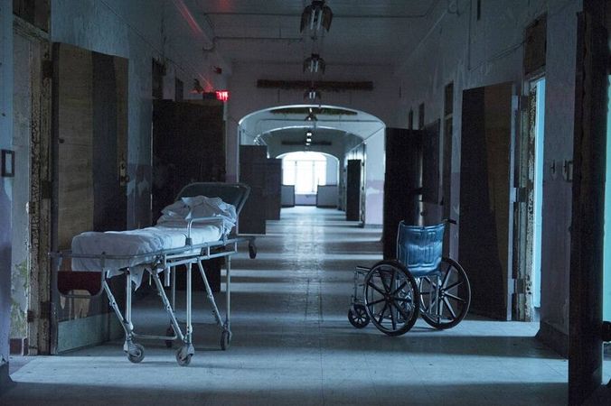 Inside 9 Terrifying Insane Asylums Of The 19th Century