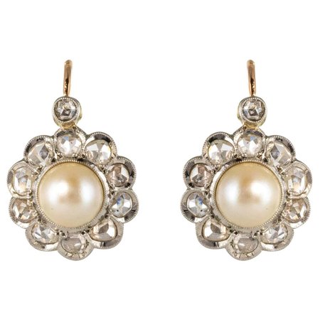 French 20th Century Diamonds Pearls 18 Karat Yellow Gold Lever, Back Earrings For Sale at 1stDibs