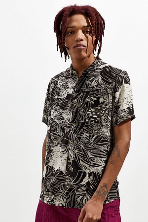 Rolla’s Monstera Short Sleeve Button-Down Shirt | Urban Outfitters Canada