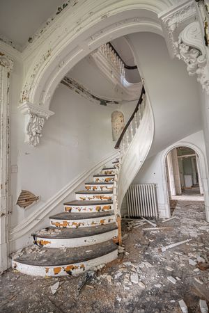 abandoned victorian 1900s