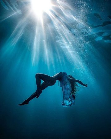 underwater ocean sea photography aesthetic
