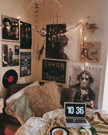 #uohome • Instagram photos and videos | Decoración del dormitorio, Dormitorios retro, Decoración de la habitación