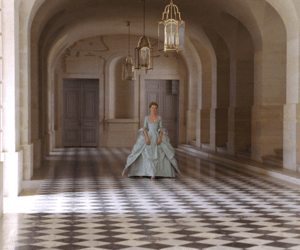 queenantoinetteoffrance:Marie Antoinette (2006) discovered by claudette