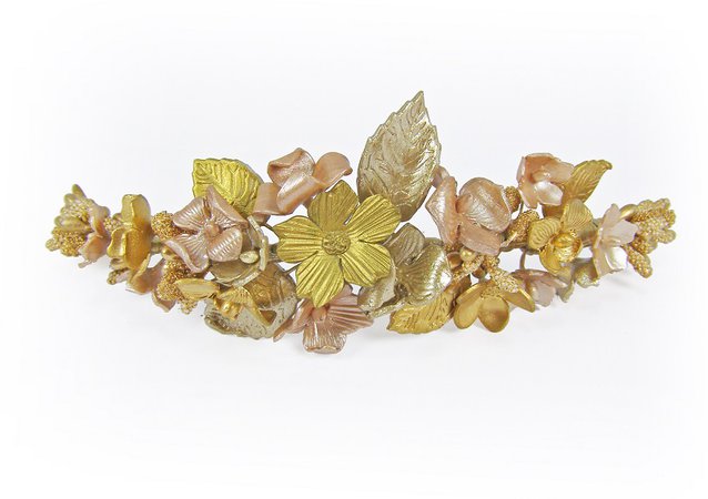 tiara porcelain-triangular-gold-champagne-and-vis-n-headdresses-lorbichi_orig