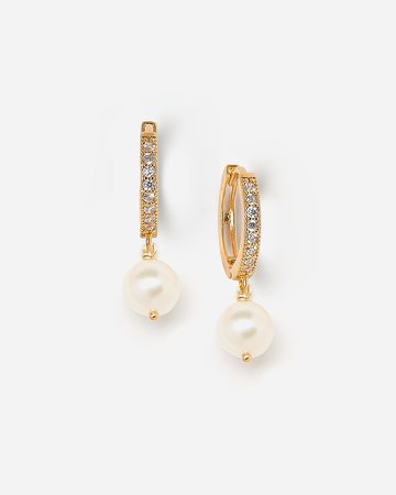 Tess + Tricia Gold Huggie Medium Pearl Earring