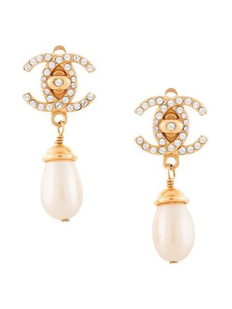 Chanel Pre-Owned 1996 CC pearl-embellished clip-on Earrings - Farfetch