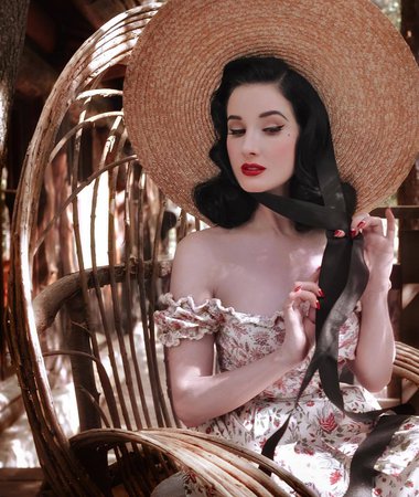 Sparkle of Lilac - ditavonteese: At my #vintage log cabin a few days...