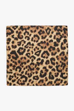 Leo print scarf - Leopard print - Hats, scarves & gloves - Monki IT