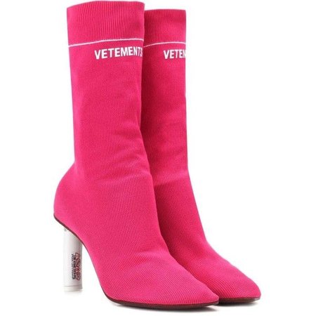 Vetements Lighter-Heel Sock Ankle Boots (32.673.230 VND)