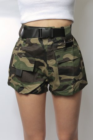 camo shorts with buckle — iamkoko.la