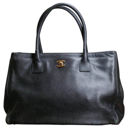 Chanel Cerf Tote Handbag For Sale at 1stdibs