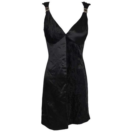 S/S 1995 Gianni Versace Black Silk Velvet MOD Plunging Mini Dress For Sale at 1stdibs
