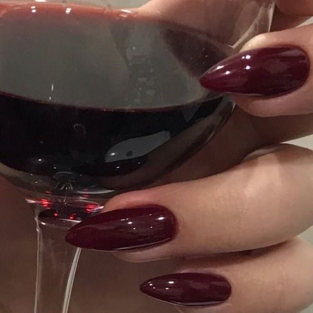 wine red nails