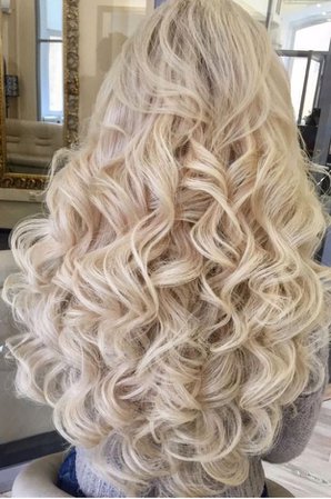 Curly Blond Hairstyles