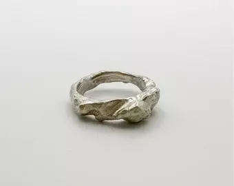 Vintage Style Silver Ring Avant Garde Retro Hand Carved - Etsy.de