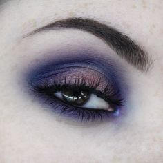 dusky purple eyeshadow gothic