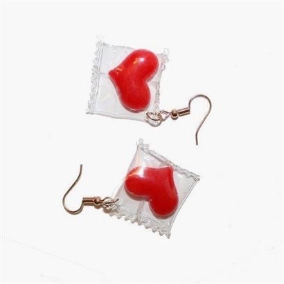 heart packet earrings