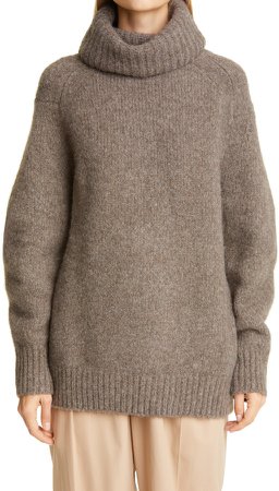 Giara Oversize Turtleneck Sweater
