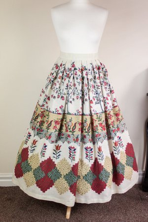 70s Folkloric Dirndl Skirt Floral Print Patchwork Print | Etsy