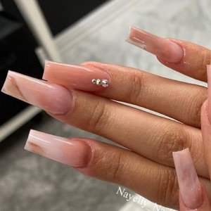 marble nude nails