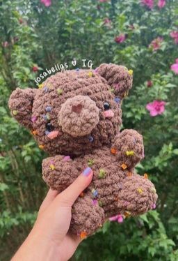 crochet confetti bear