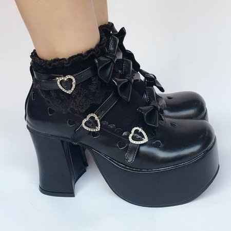 Little Heart Hollow Black Bow Shoes - SpreePicky