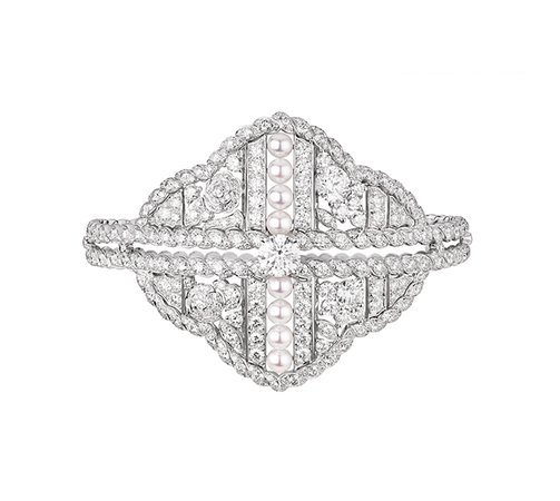 Chanel, Roubachka bracelet in white gold, cultured pearls and diamonds