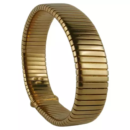 Bvlgari 18K Gold Bangle Bracelet For Sale at 1stDibs | tubogas bracelet, vintage bulgari bracelet, vintage bvlgari bracelet