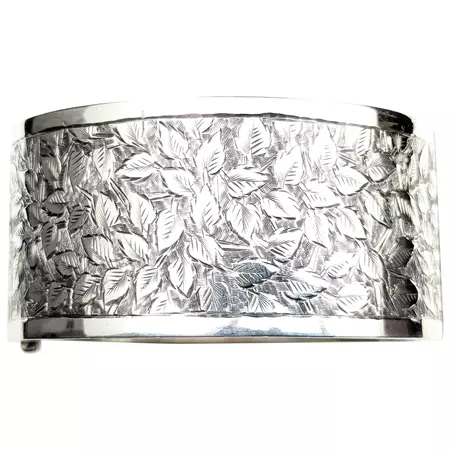 Antique Chunky silver cuff bangle, leaf engraved, Edwardian – StolenAttic