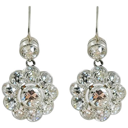 Diamonds 18 Karat White Gold Drop Earrings For Sale at 1stDibs
