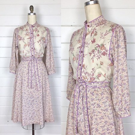 Vintage 1970s Lavender Floral Cotton Shirtdress / Made by | Etsy