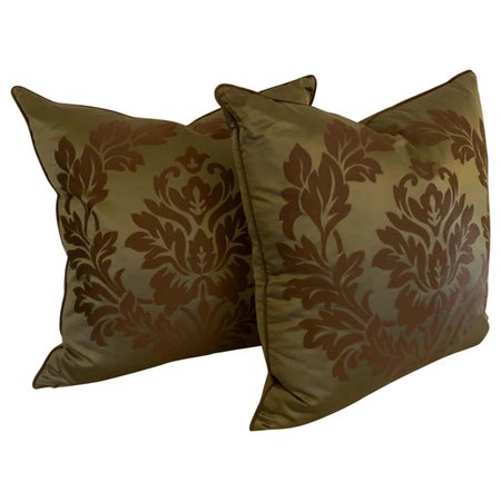 Pair of Silk Damask Accent Pillows For Sale at 1stDibs