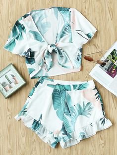 Pinterest - Leaf Print Random Bow Tie Crop Bandeau Top With Shorts | Colorful Tops|Two-piece|Tshirt|Tank|Swimwear|Kimonos|Bodysuits