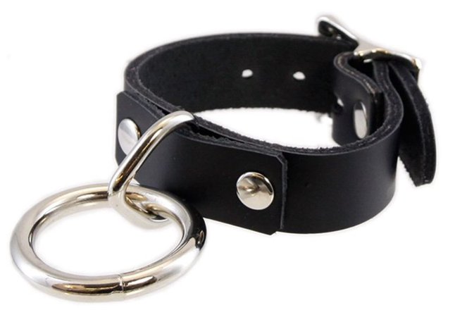 Pawstar leather O-ring wrist cuff