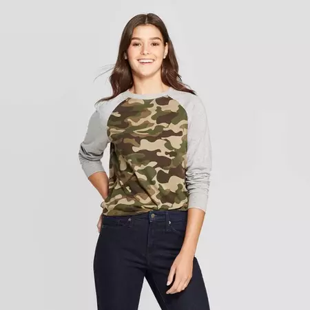 Women's Camo Print Long Sleeve Graphic T-Shirt (Juniors') - Green : Target