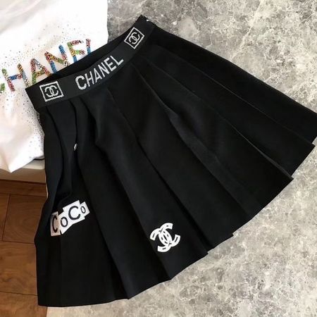 Channel skirt