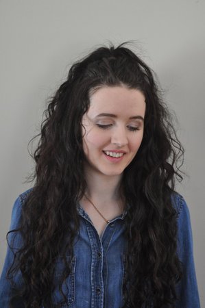 3 Easy Curly Hairstyles for Long Hair - What Dinny Wore