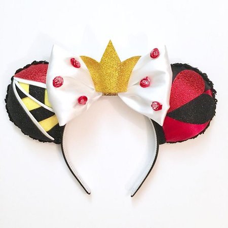 queen of hearts Mickey ears