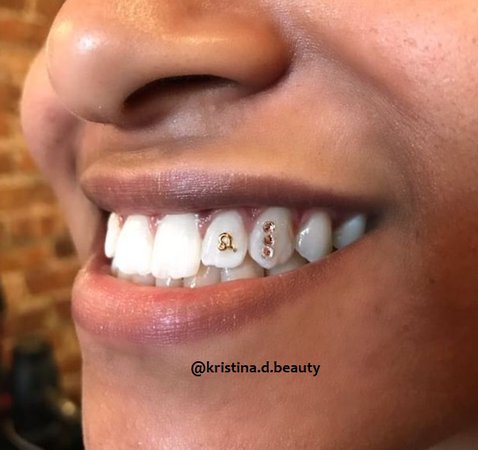 Gold Zodiac Tooth Gems – Swarovski Tooth Crystals & Tooth Jewelry