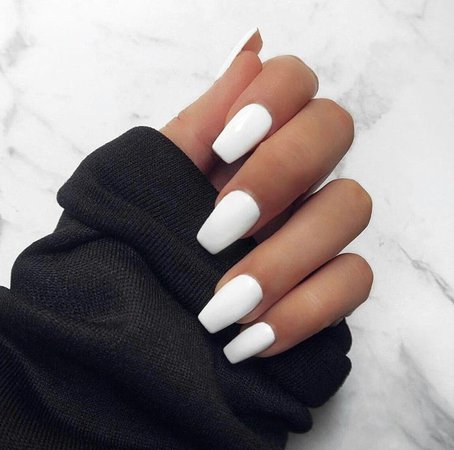 white acrylics nails